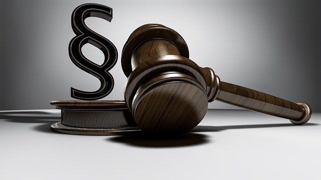 Online kalkulačka Odhad-zdarma.cz nově spočítá i odměnu notáře v dědickém řízení